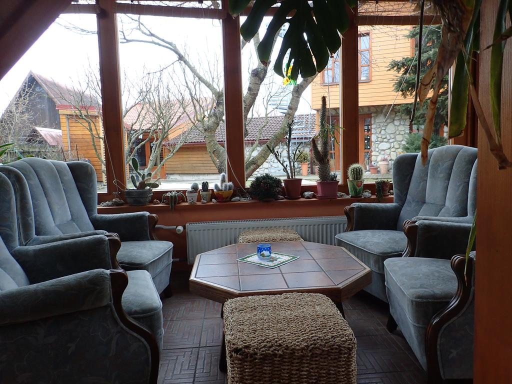 Family House - Zuzana Gerendaház *