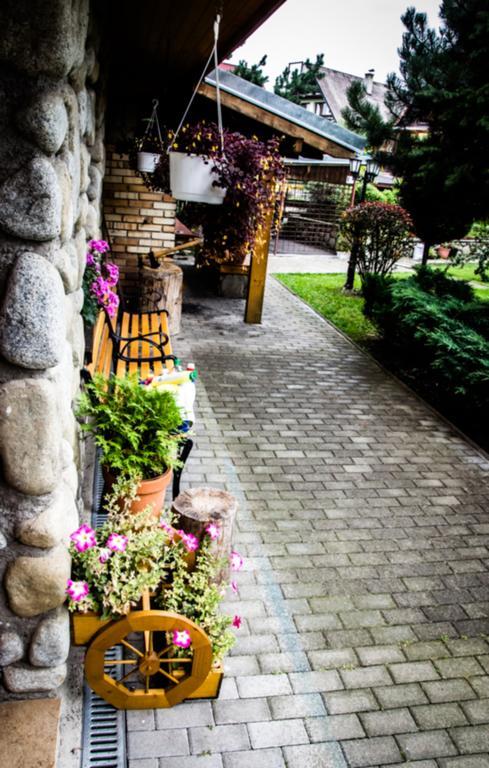 Family House - Zuzana Stará Lesná